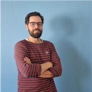 Ancien professeur de maths/sciences en filière apprentissage, je possède également un doctorat en biologie.